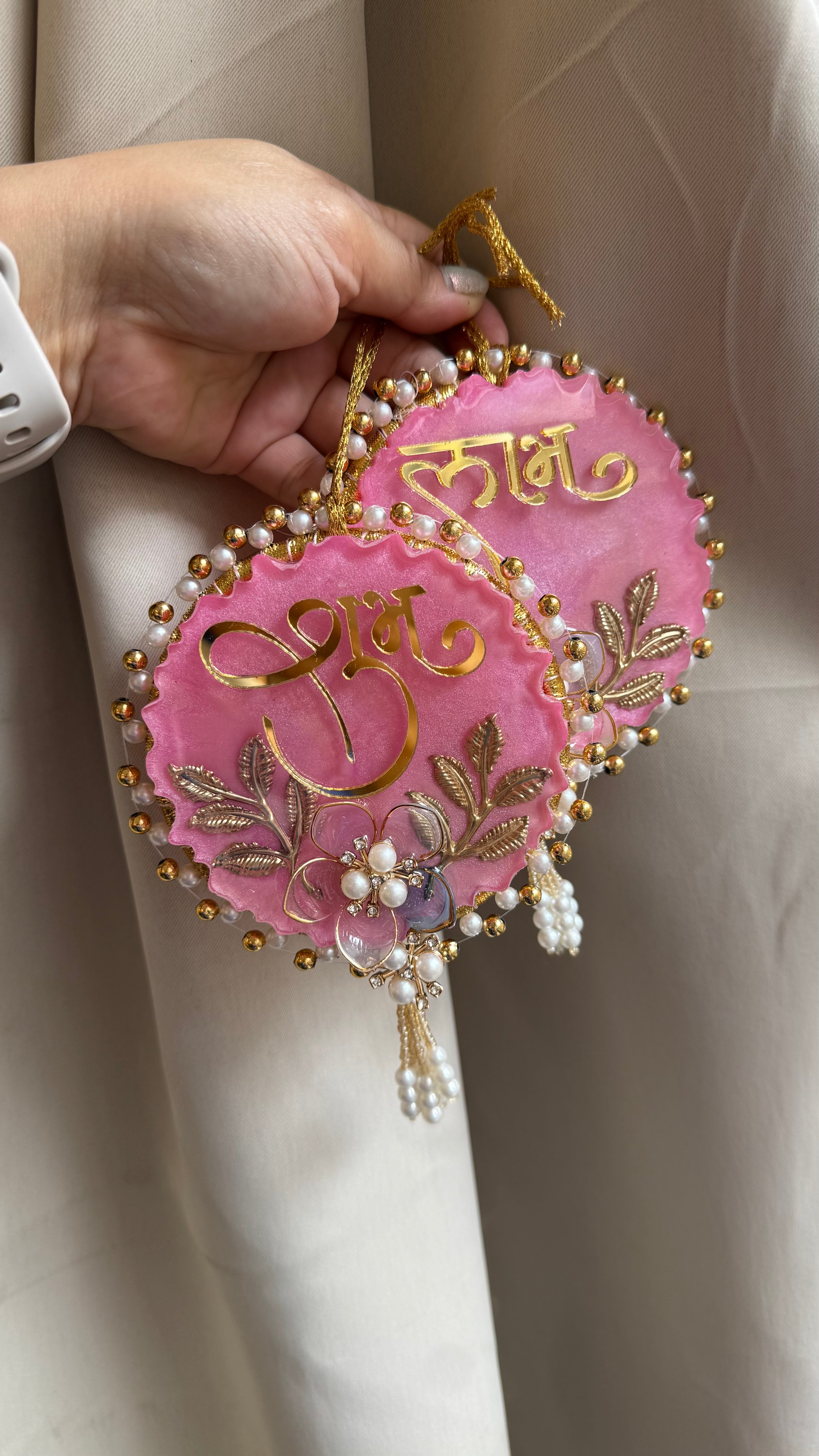 Shubh-Labh Hanging